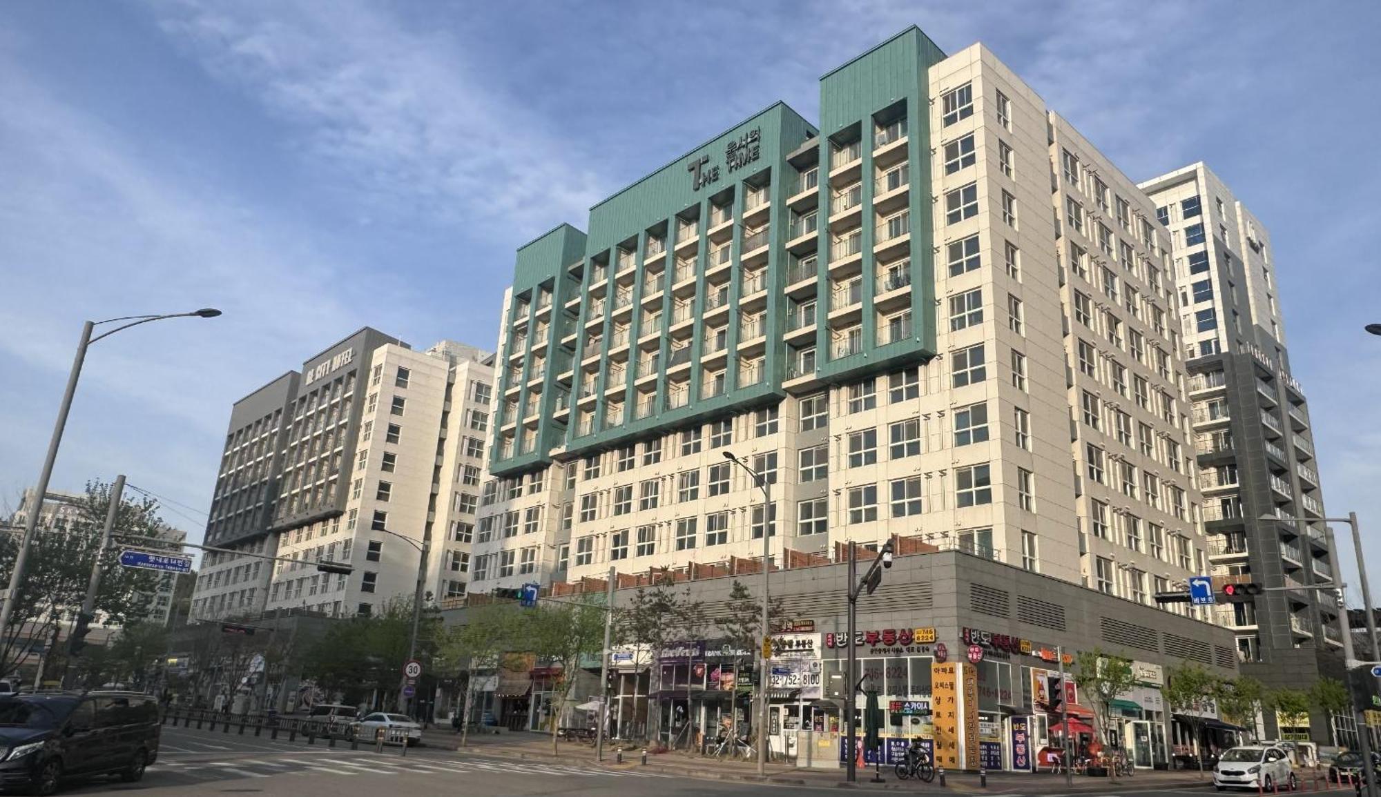 The Time Hotel Incheon Airport Экстерьер фото